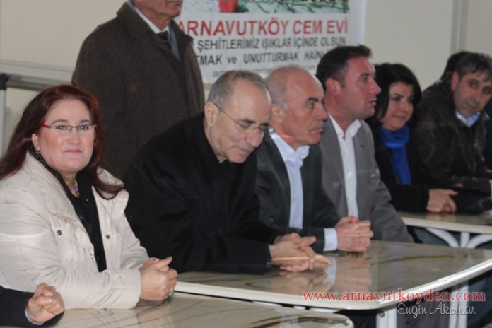 sabahat akkiraz arnavutköyde hızır lokmasında