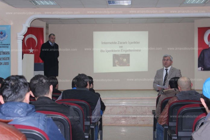 arnavutkoy-internet-cafe-semineri-2012
