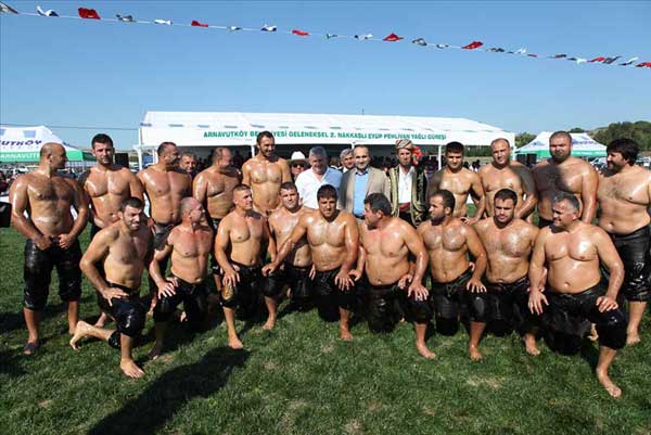 arnavutkoy-nakkas-goresleri2012